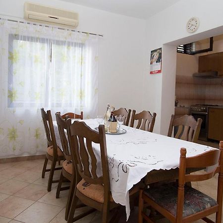 Stanici Beach Apartments Omiš Exterior foto