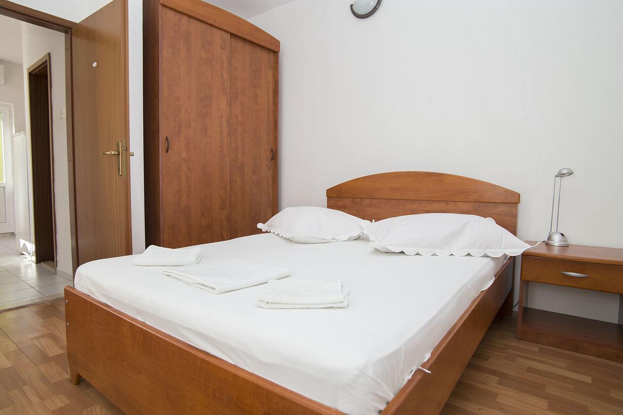 Stanici Beach Apartments Omiš Exterior foto